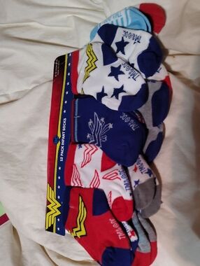 DC Infant Socks Pack - Red, Blue, White, Gray